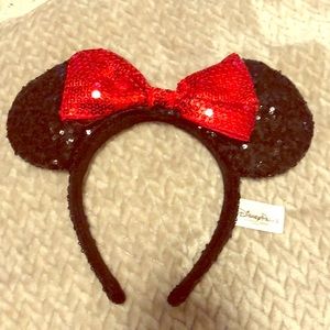 Sequin Classic Minnie Mouse Ears
